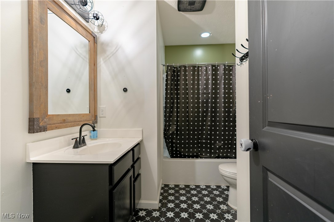 7267 Jimmie Street SW Massillon OH 44646