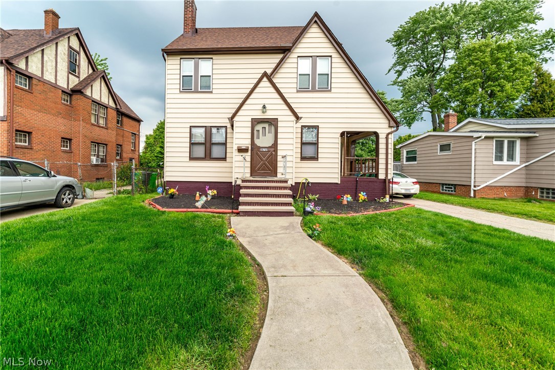 18701 Meredith Avenue Euclid OH 44119