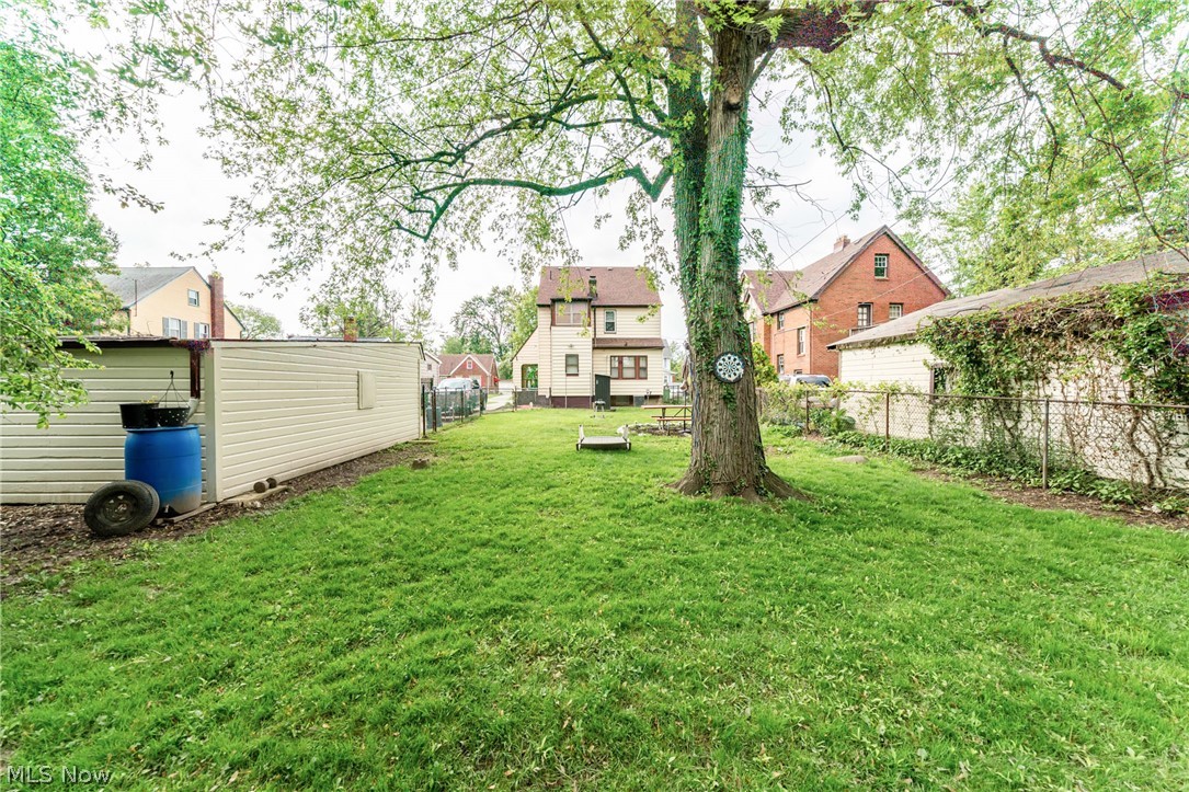 18701 Meredith Avenue Euclid OH 44119