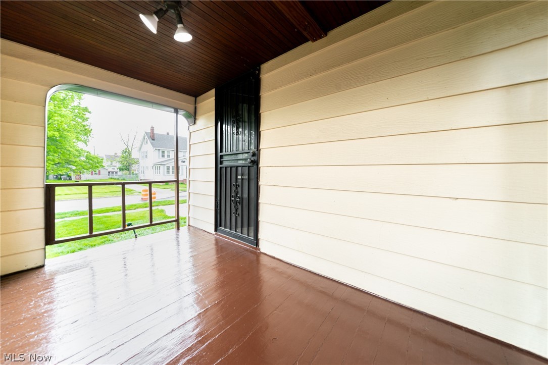 18701 Meredith Avenue Euclid OH 44119