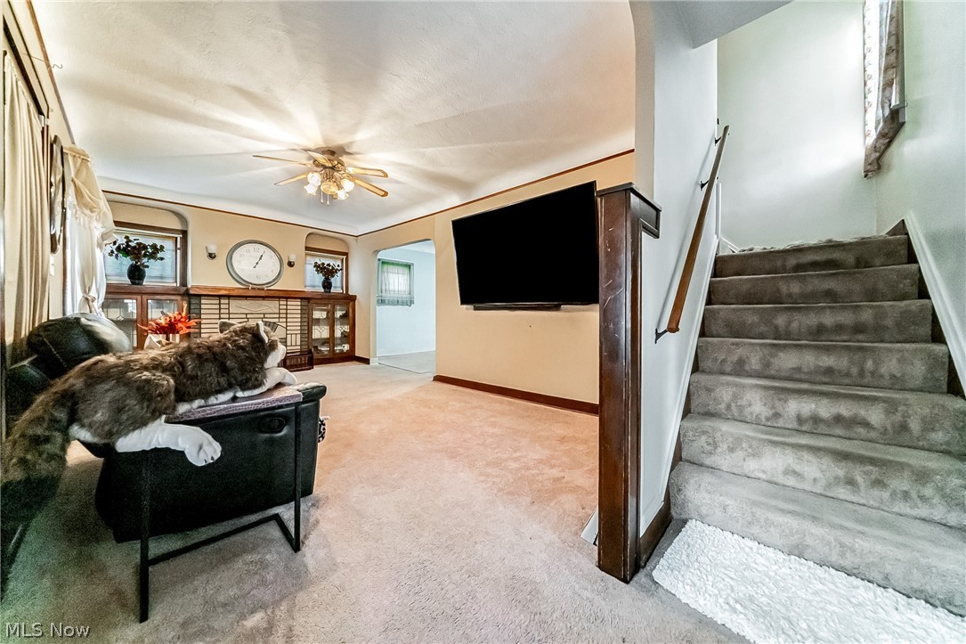 18701 Meredith Avenue Euclid OH 44119