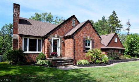 30235 Woodall Drive Solon OH 44139