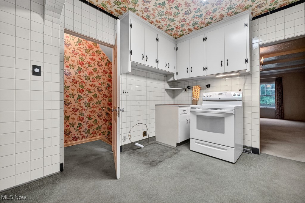 27511 White Road Willoughby Hills OH 44094