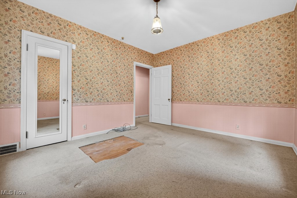 27511 White Road Willoughby Hills OH 44094