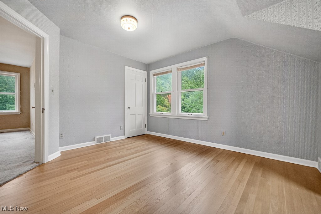 27511 White Road Willoughby Hills OH 44094