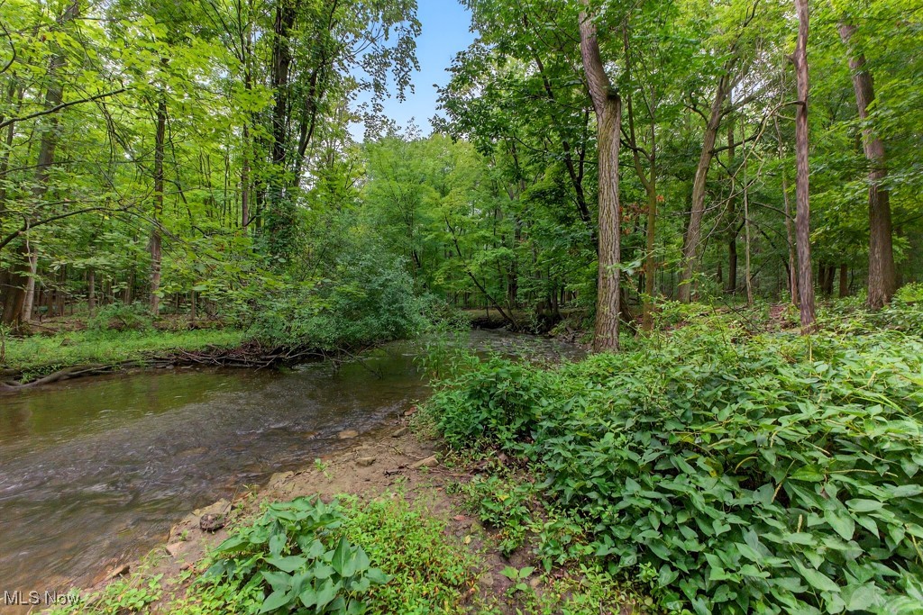 27511 White Road Willoughby Hills OH 44094