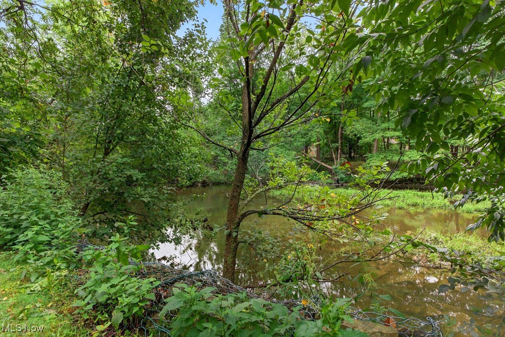 27511 White Road Willoughby Hills OH 44094