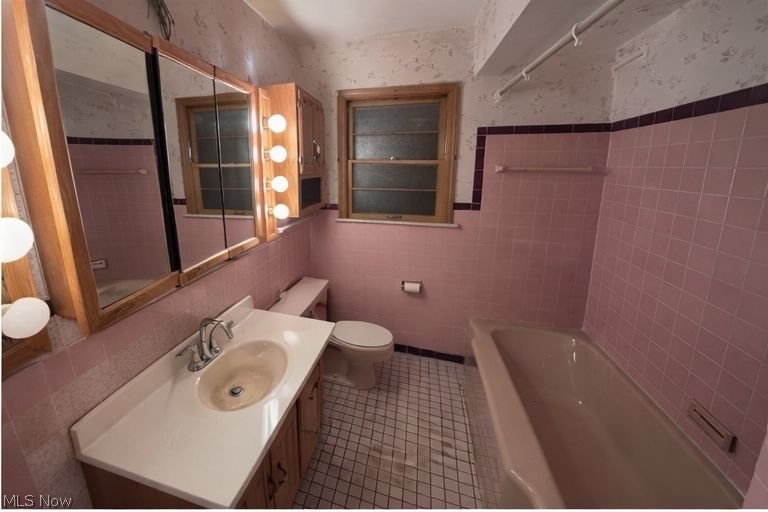 10801 Blossom Avenue Parma OH 44130