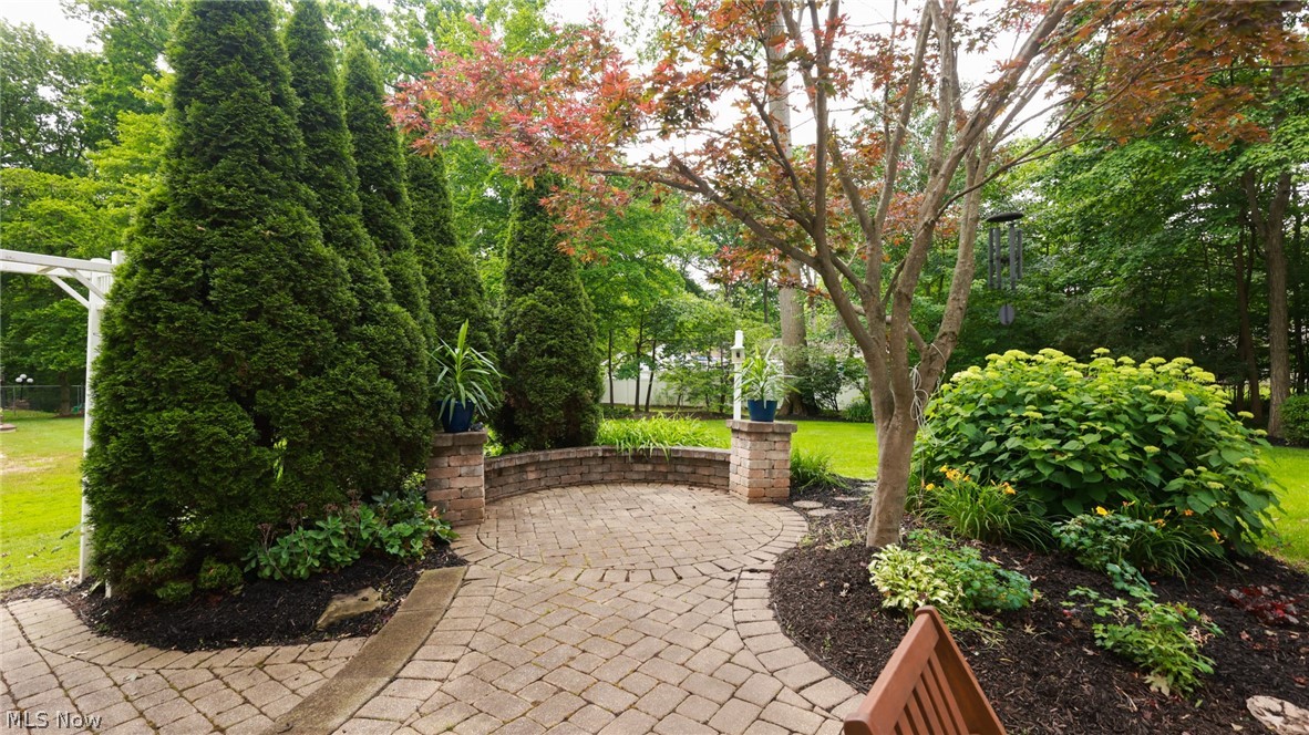 539 Hickory Hollow Drive Canfield OH 44406
