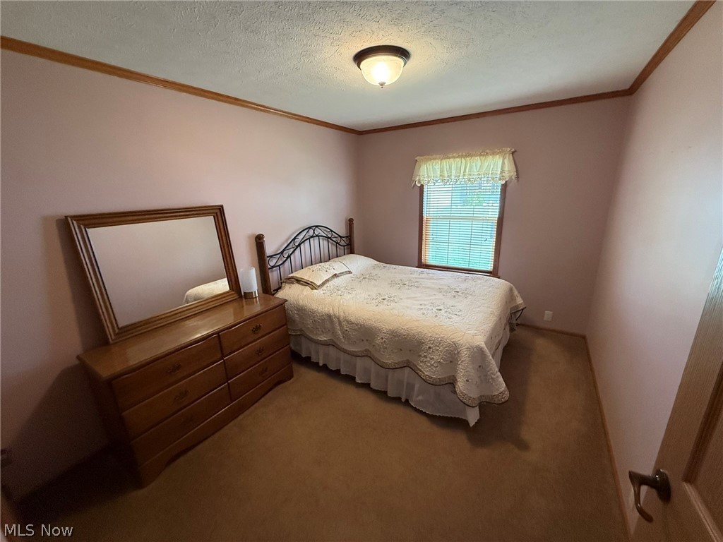 359 Saturn Drive Dover OH 44622