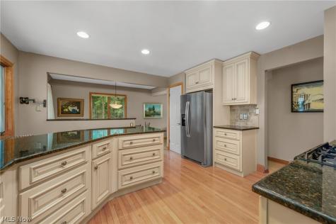 2600 Somia Drive Parma OH 44134