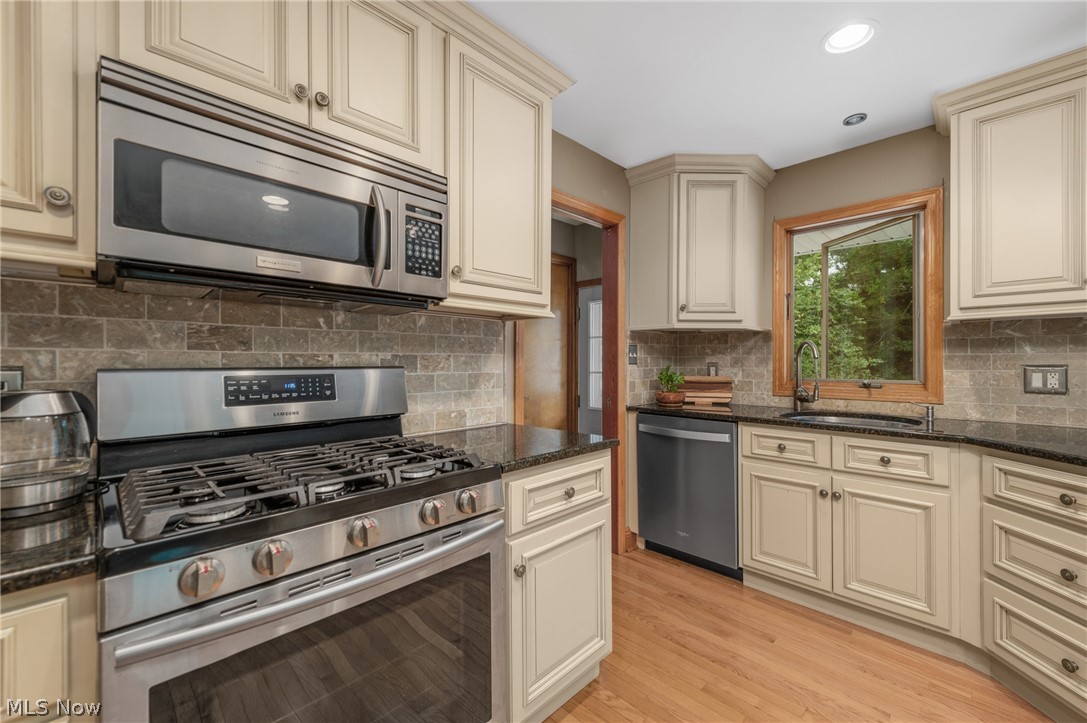 2600 Somia Drive Parma OH 44134