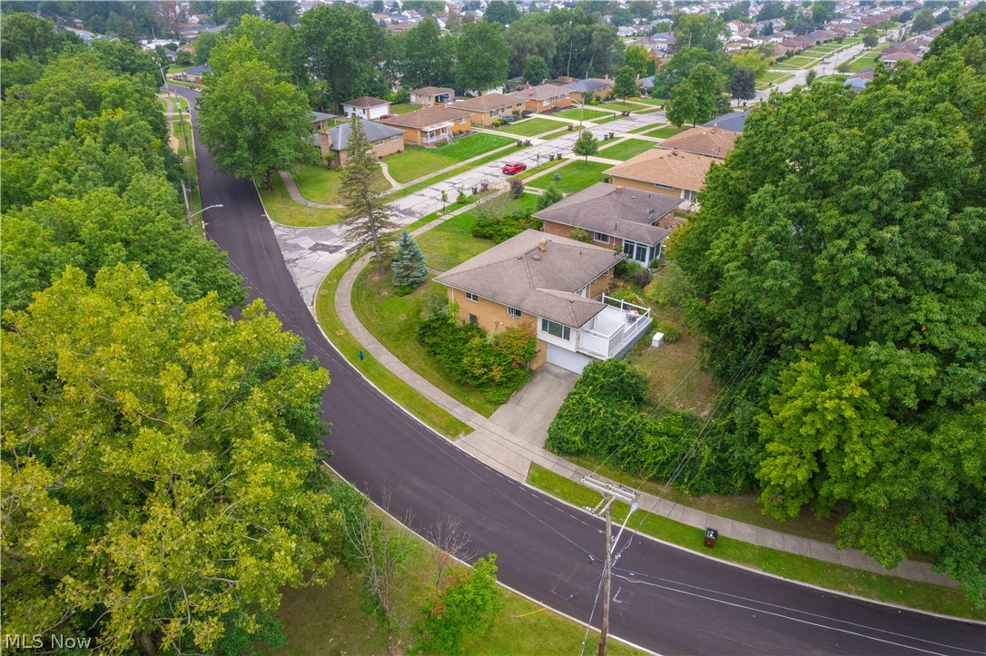 2600 Somia Drive Parma OH 44134