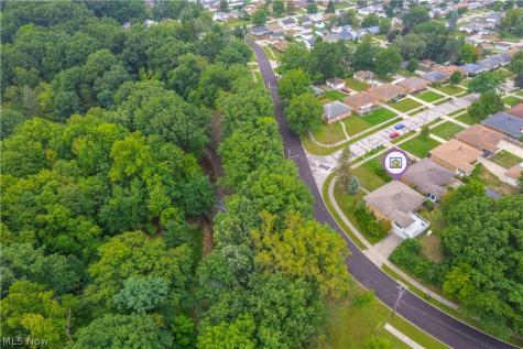 2600 Somia Drive Parma OH 44134