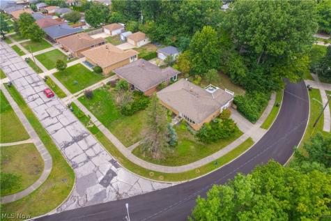 2600 Somia Drive Parma OH 44134