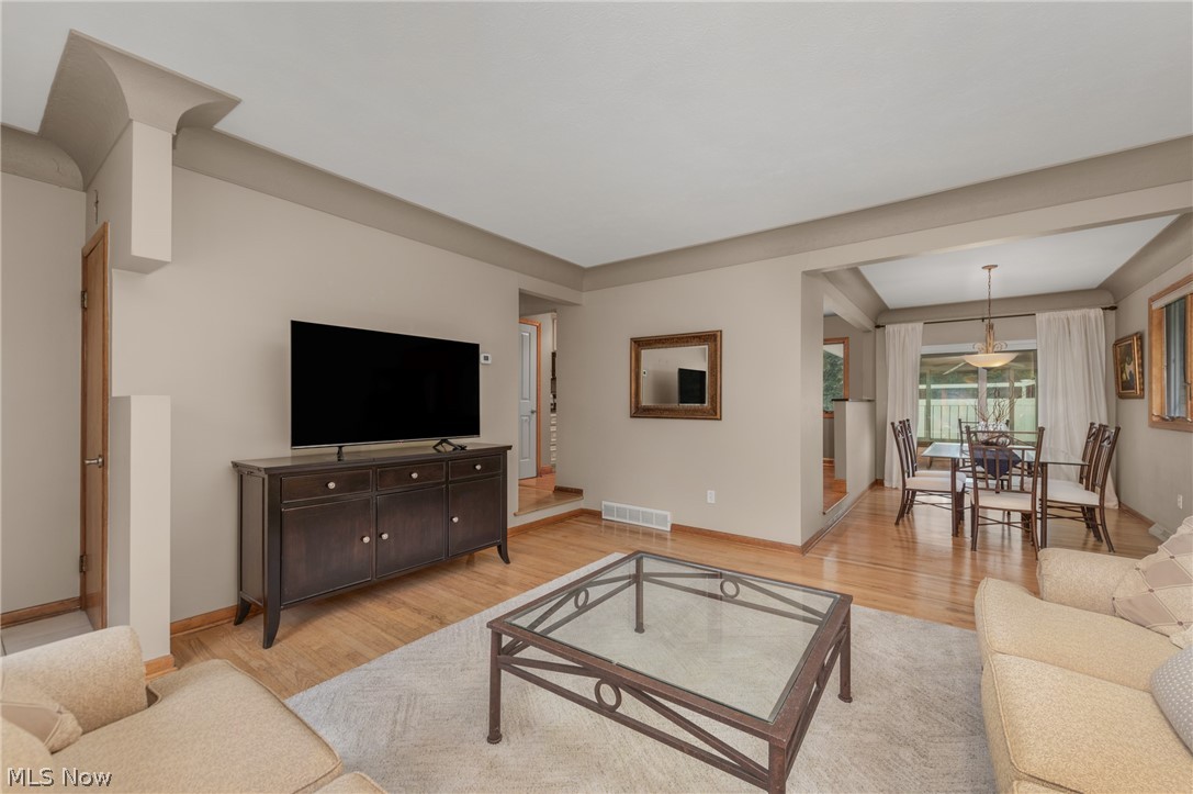 2600 Somia Drive Parma OH 44134