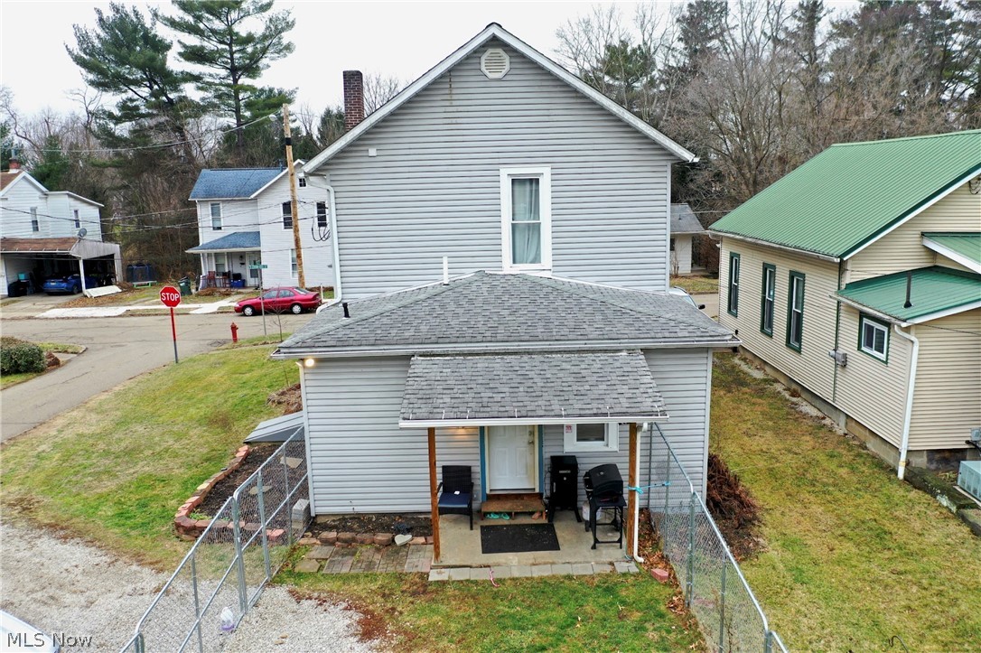 285 S Crawford Street Millersburg OH 44654