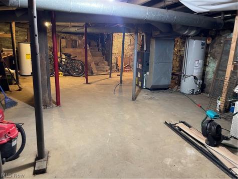 285 S Crawford Street Millersburg OH 44654