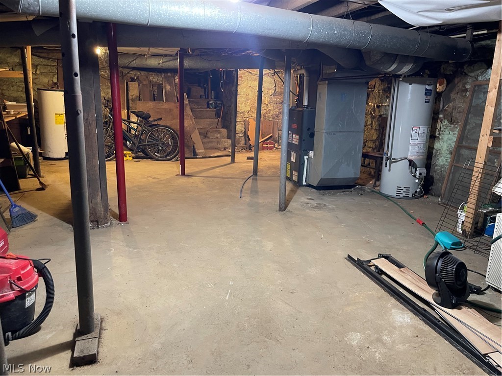 285 S Crawford Street Millersburg OH 44654
