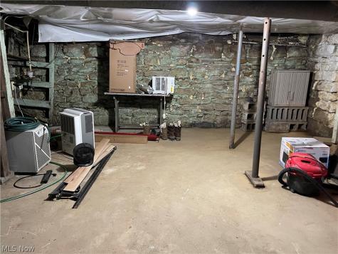 285 S Crawford Street Millersburg OH 44654