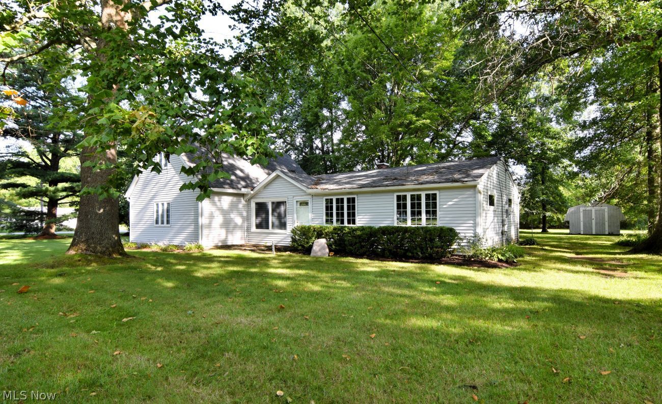 10006 Bell Road Newbury OH 44065