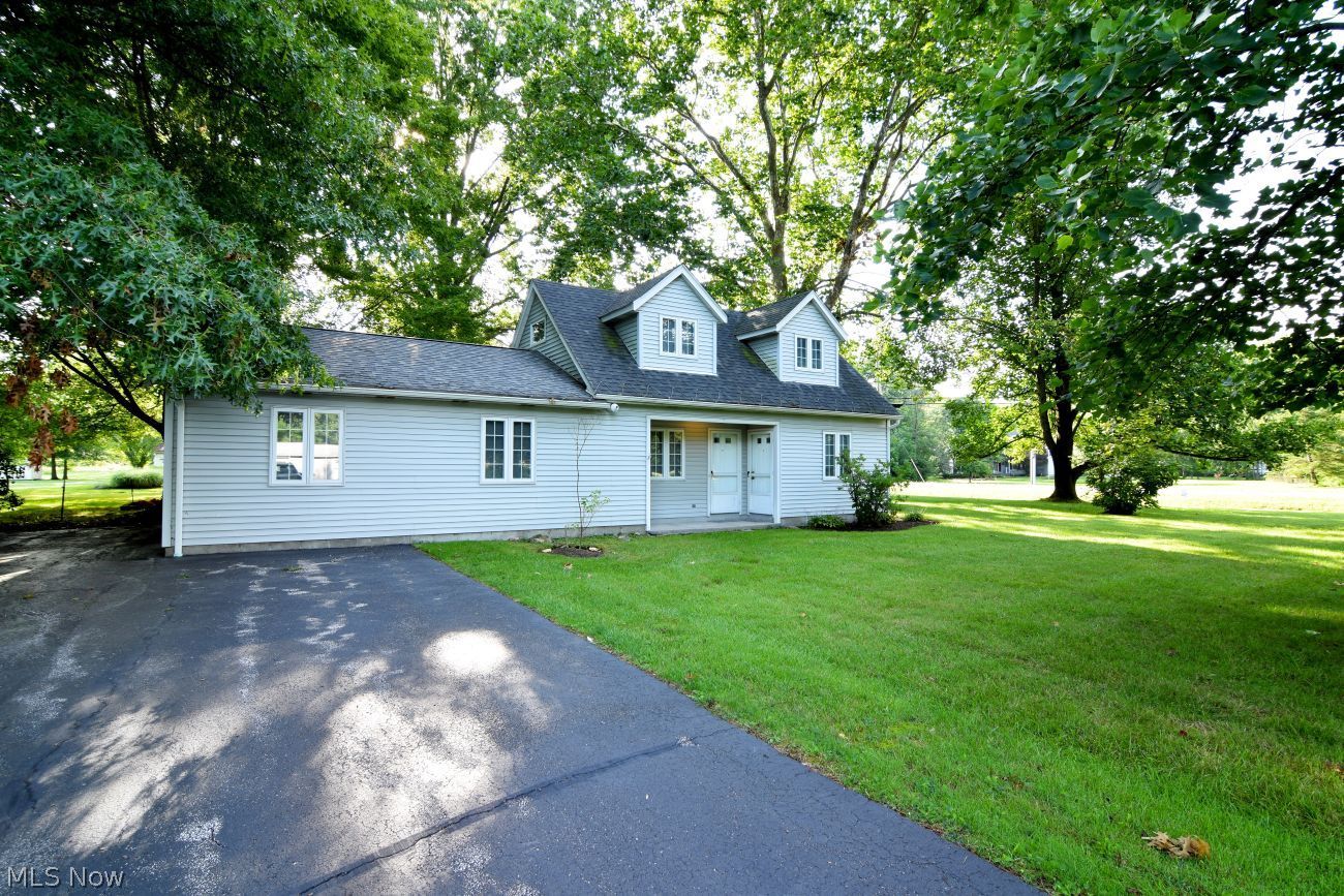 10006 Bell Road Newbury OH 44065