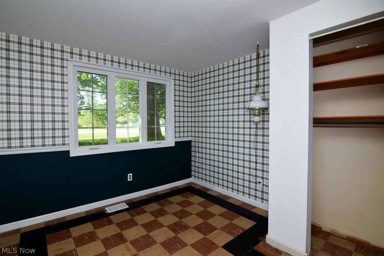 10006 Bell Road Newbury OH 44065