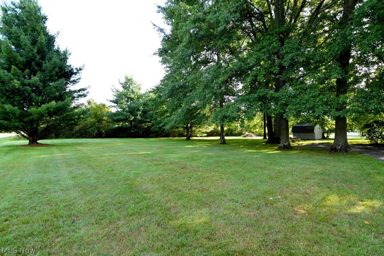 10006 Bell Road Newbury OH 44065