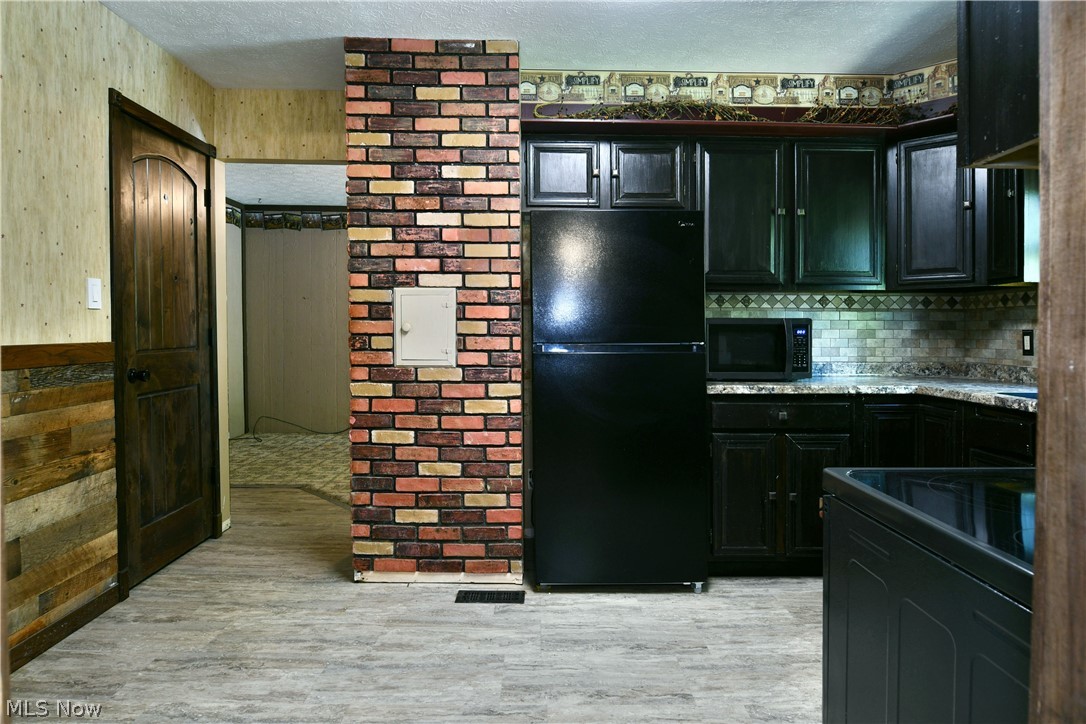 34 Hickory Trace Drive Girard OH 44420