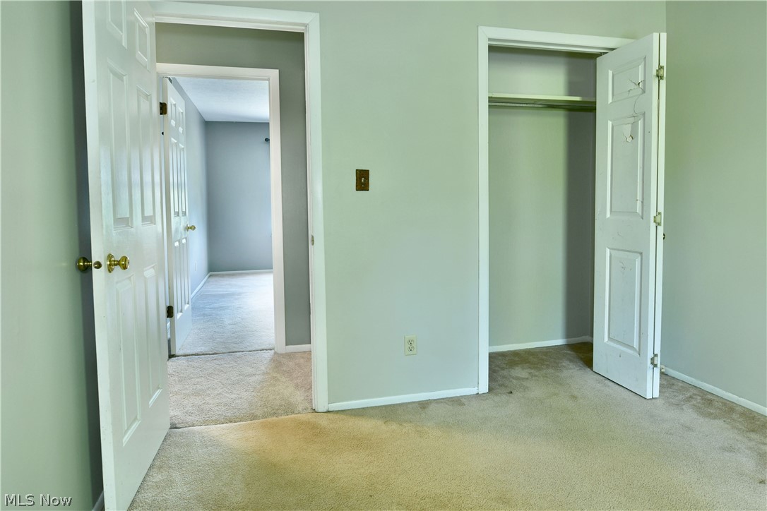 34 Hickory Trace Drive Girard OH 44420