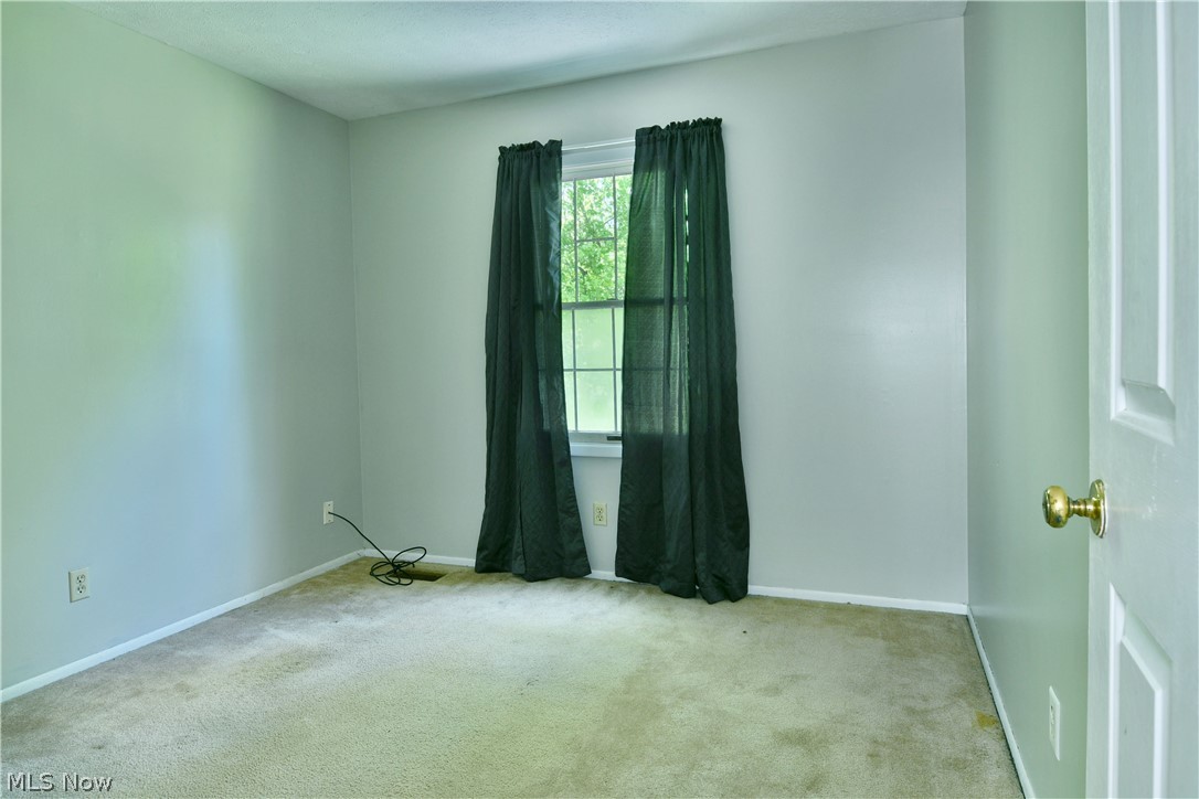 34 Hickory Trace Drive Girard OH 44420
