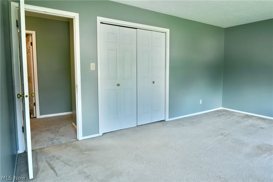 34 Hickory Trace Drive Girard OH 44420