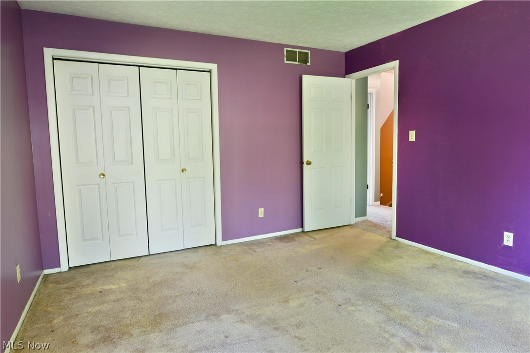 34 Hickory Trace Drive Girard OH 44420