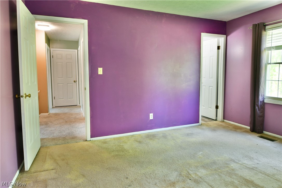 34 Hickory Trace Drive Girard OH 44420