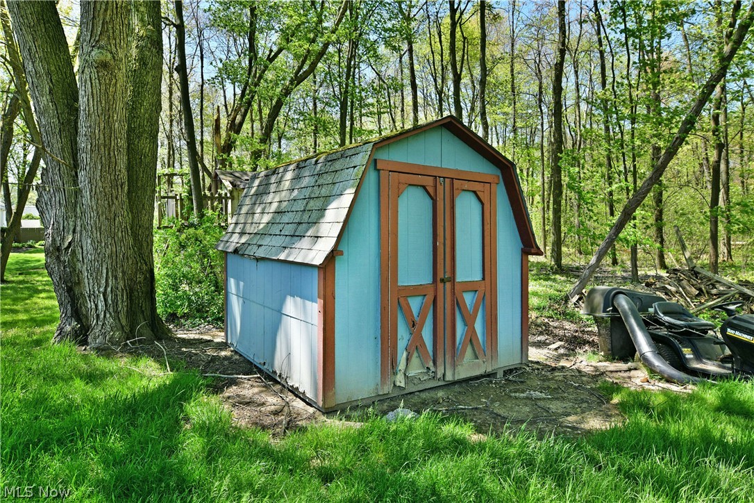 34 Hickory Trace Drive Girard OH 44420