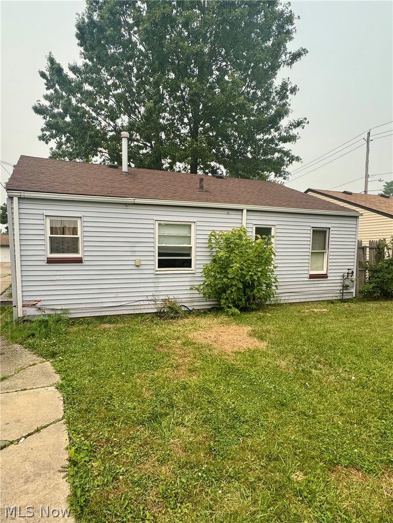 12009 Summerland Avenue Cleveland OH 44111