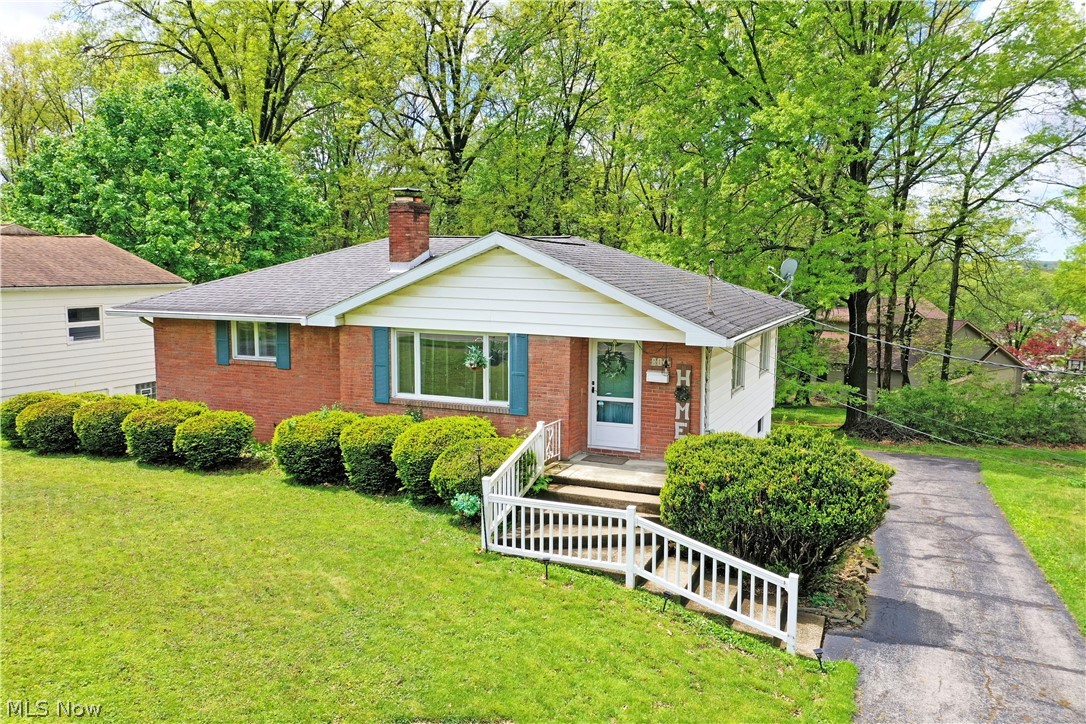 804 Hartzell Avenue Niles OH 44446