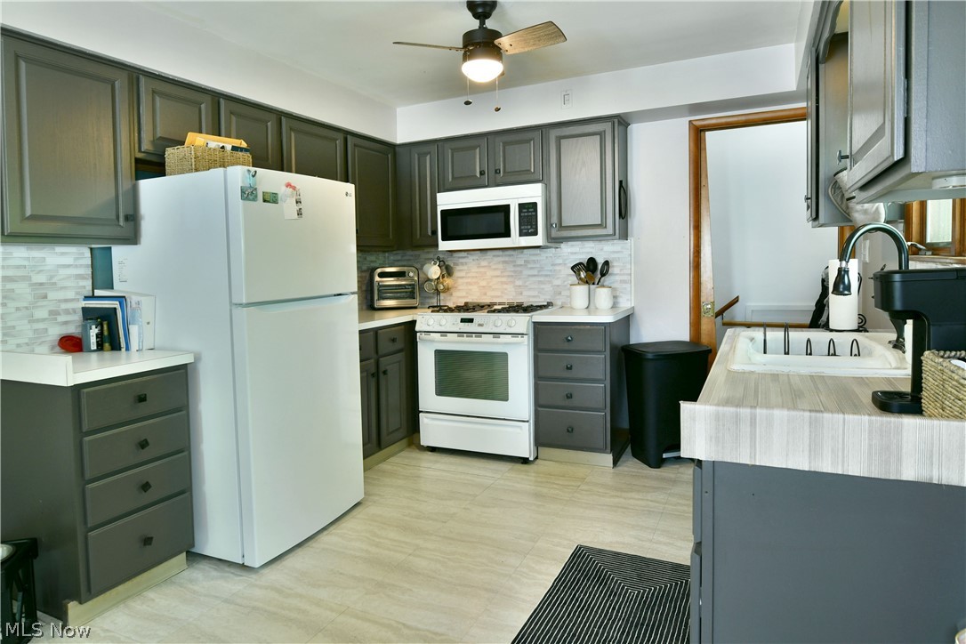 804 Hartzell Avenue Niles OH 44446