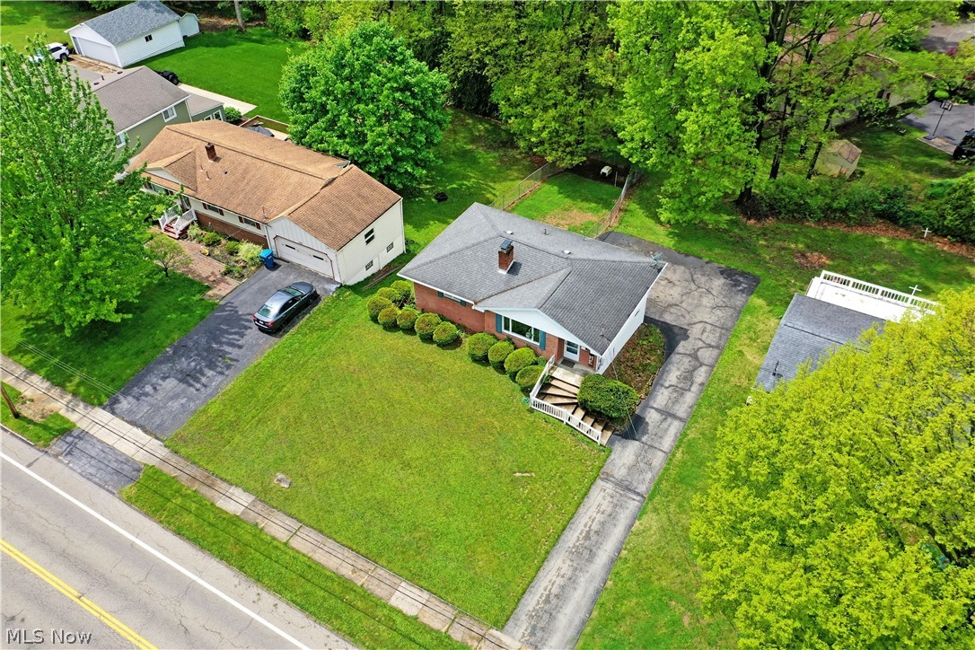 804 Hartzell Avenue Niles OH 44446