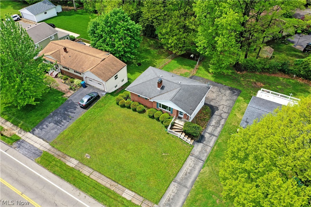 804 Hartzell Avenue Niles OH 44446