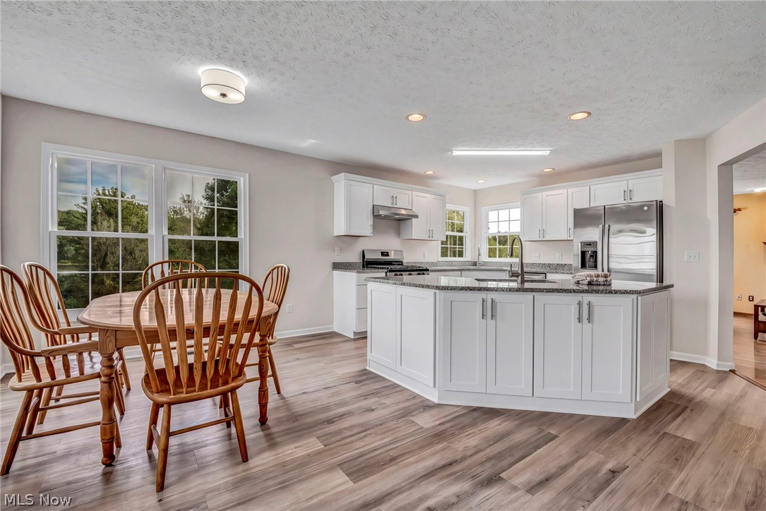 2573 Stonecreek Drive Akron OH 44320