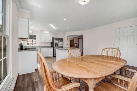 2573 Stonecreek Drive Akron OH 44320