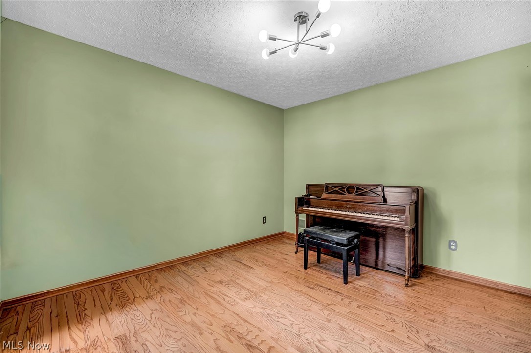 2573 Stonecreek Drive Akron OH 44320