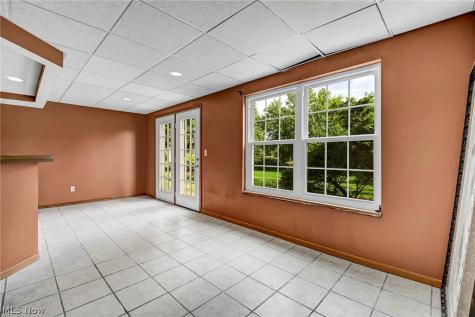 2573 Stonecreek Drive Akron OH 44320