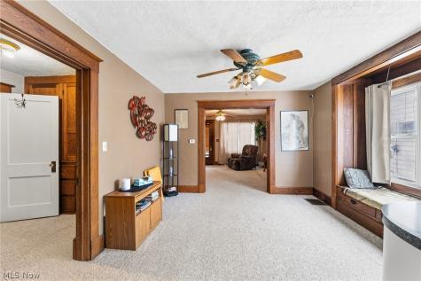 34 N Bon Air Avenue Youngstown OH 44509