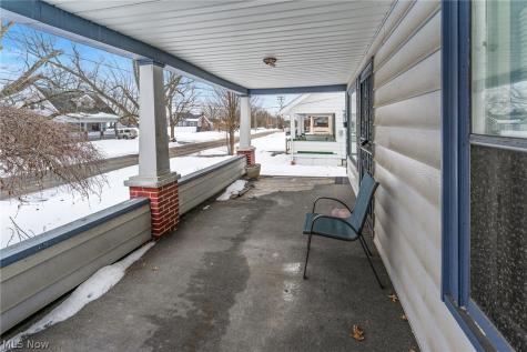 34 N Bon Air Avenue Youngstown OH 44509