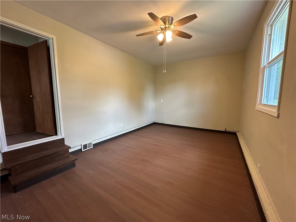 2502 Stocker Avenue Youngstown OH 44505