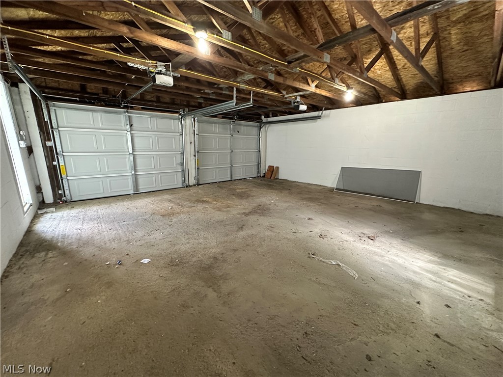 2502 Stocker Avenue Youngstown OH 44505
