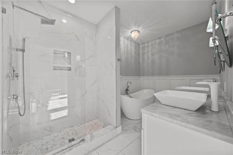 24376 Georgetown Road Richmond Heights OH 44143