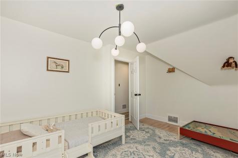 5831 Wickfield Drive Parma Heights OH 44130